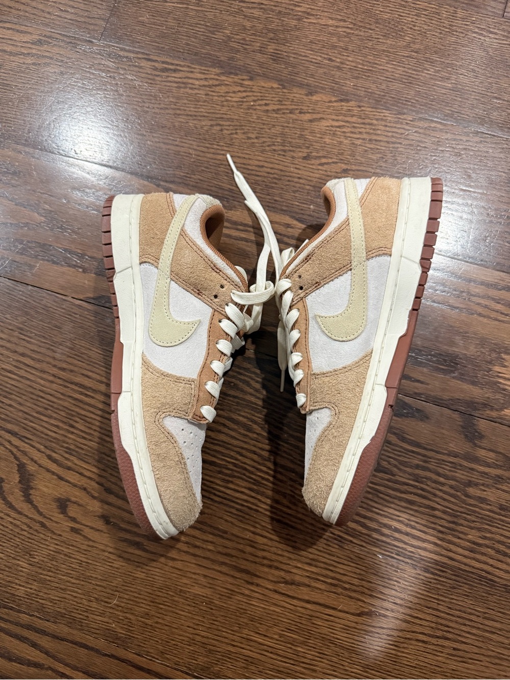 Nike Dunk Medium Curry - Picture 2 of 5